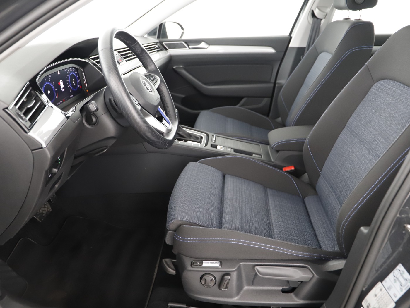 VW Passat Variant 1.4 TSI  GTE | Bild 12 von 25