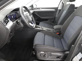 VW Passat Variant 1.4 TSI GTE | Thumbnail 12 von 25