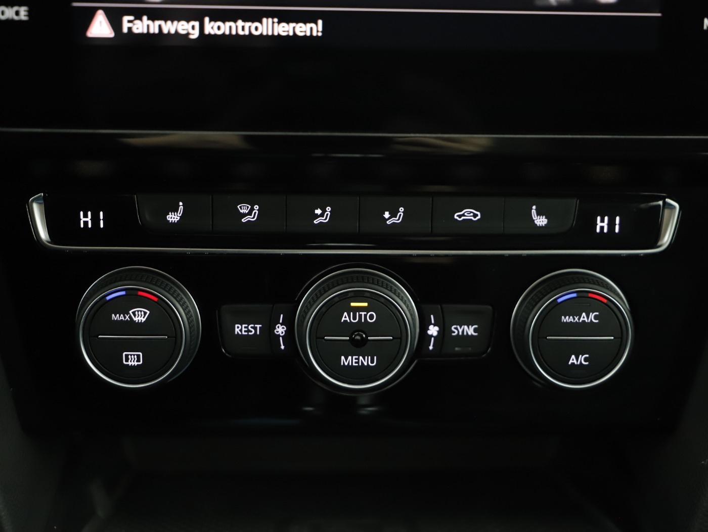 VW Passat Variant 1.4 TSI  GTE | Bild 21 von 25