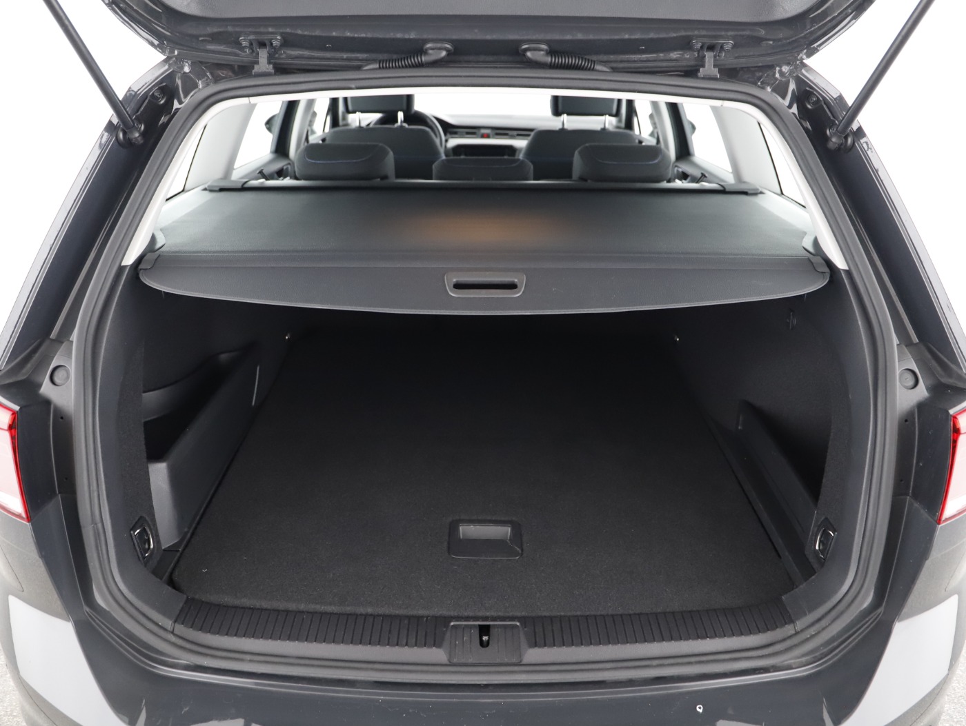 VW Passat Variant 1.4 TSI  GTE | Bild 24 von 25