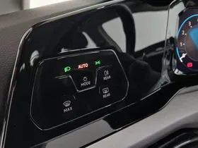 VW Golf VIII Variant 1.0 TSI Life | Thumbnail 12 von 26