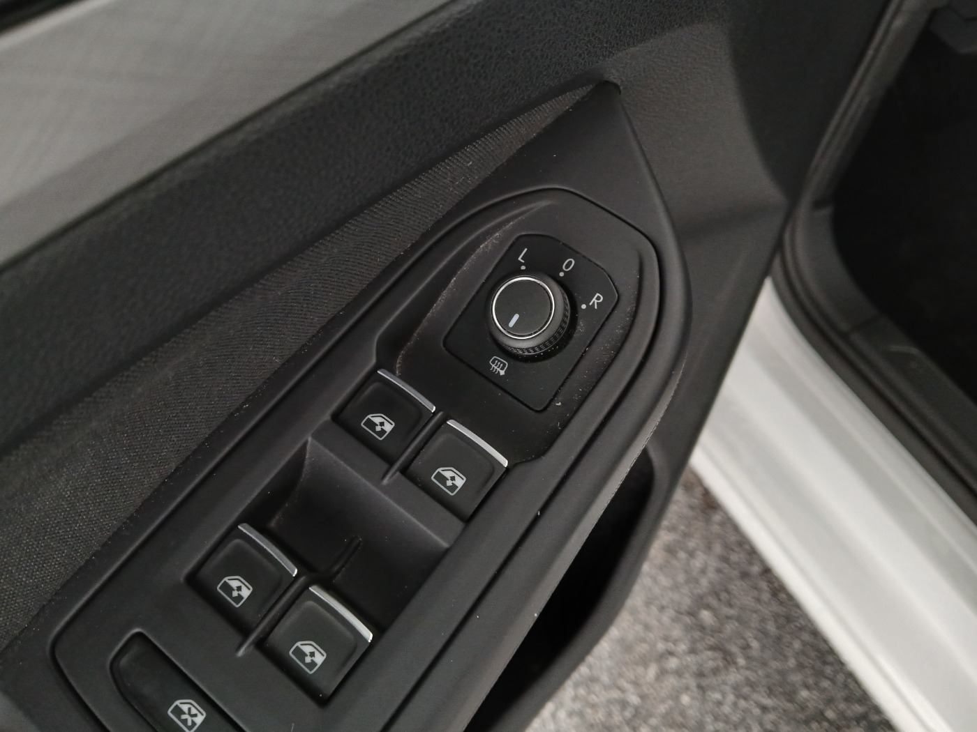 VW Golf VIII Variant 1.0 eTSI Life | Bild 11 von 26