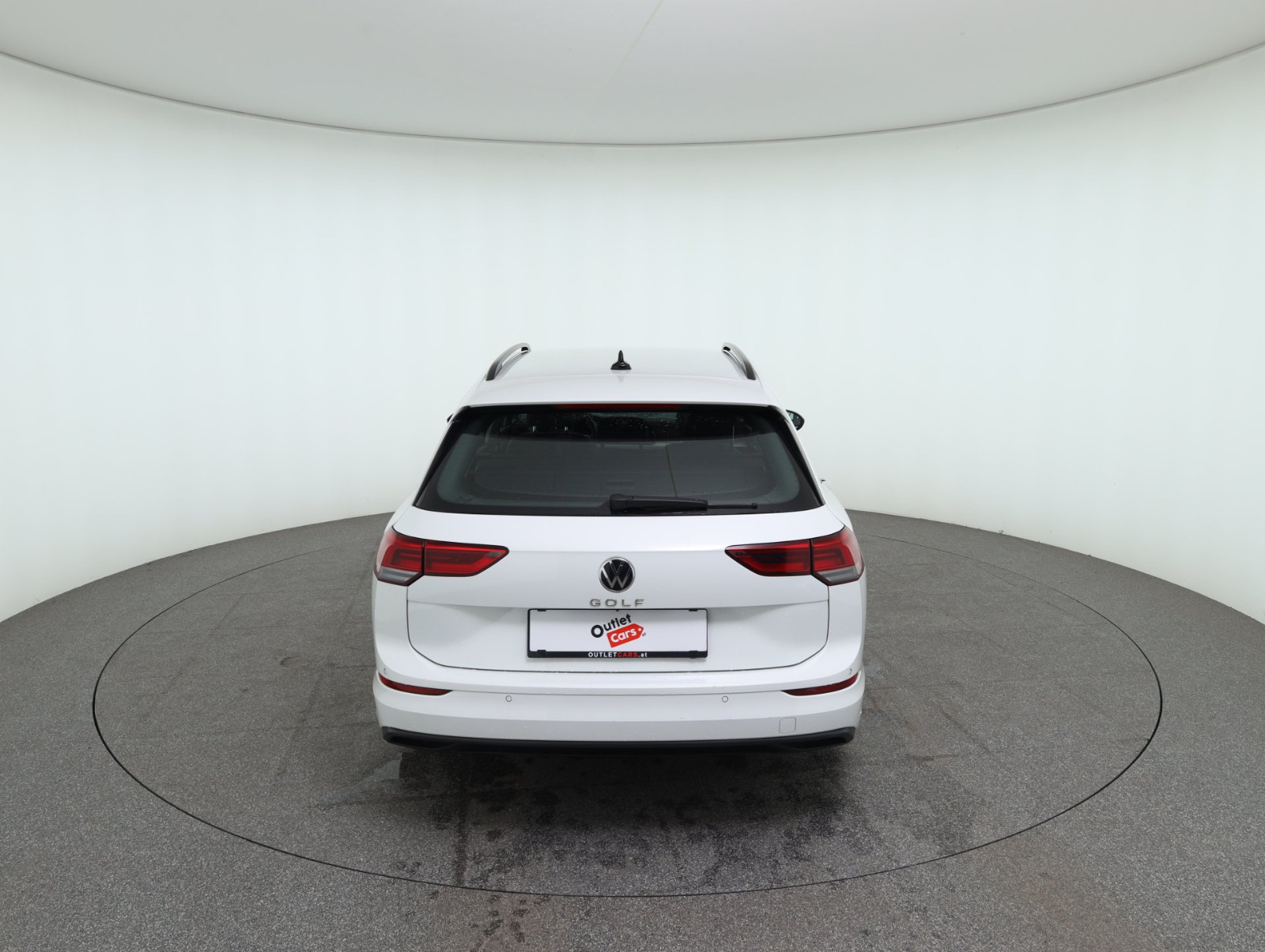 VW Golf VIII Variant 1.0 TSI | Bild 6 von 26