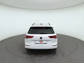 VW Golf VIII Variant 1.0 TSI | Thumbnail 6 von 26