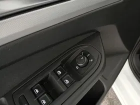 VW Golf VIII Variant 1.0 TSI | Thumbnail 11 von 26