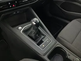 VW Golf VIII Variant 1.0 TSI | Thumbnail 24 von 26