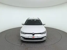 VW Golf VIII Variant 1.0 TSI | Thumbnail 2 von 26