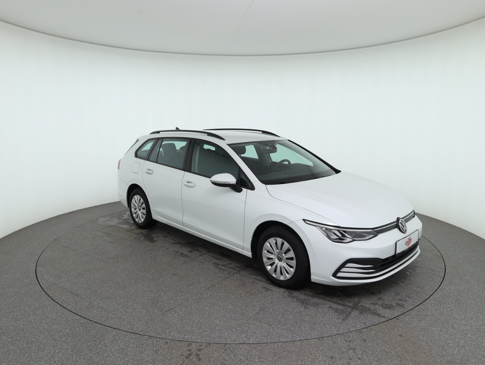 VW Golf VIII Variant 1.0 TSI | Bild 3 von 26