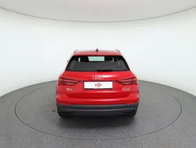 Audi Q3 40 2.0 TDI quattro | Thumbnail 6 von 30
