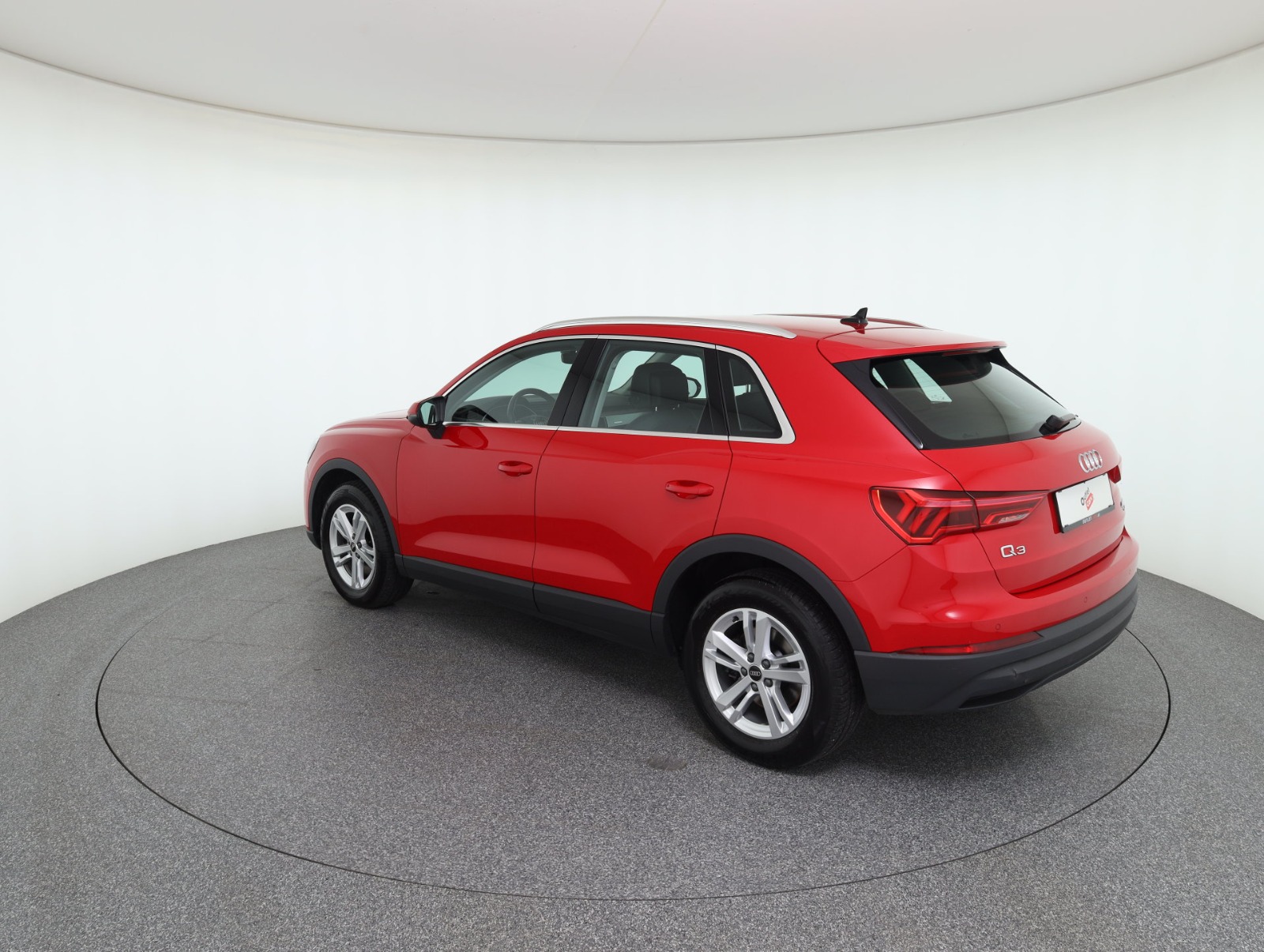 Audi Q3 40 2.0 TDI quattro | Bild 7 von 30
