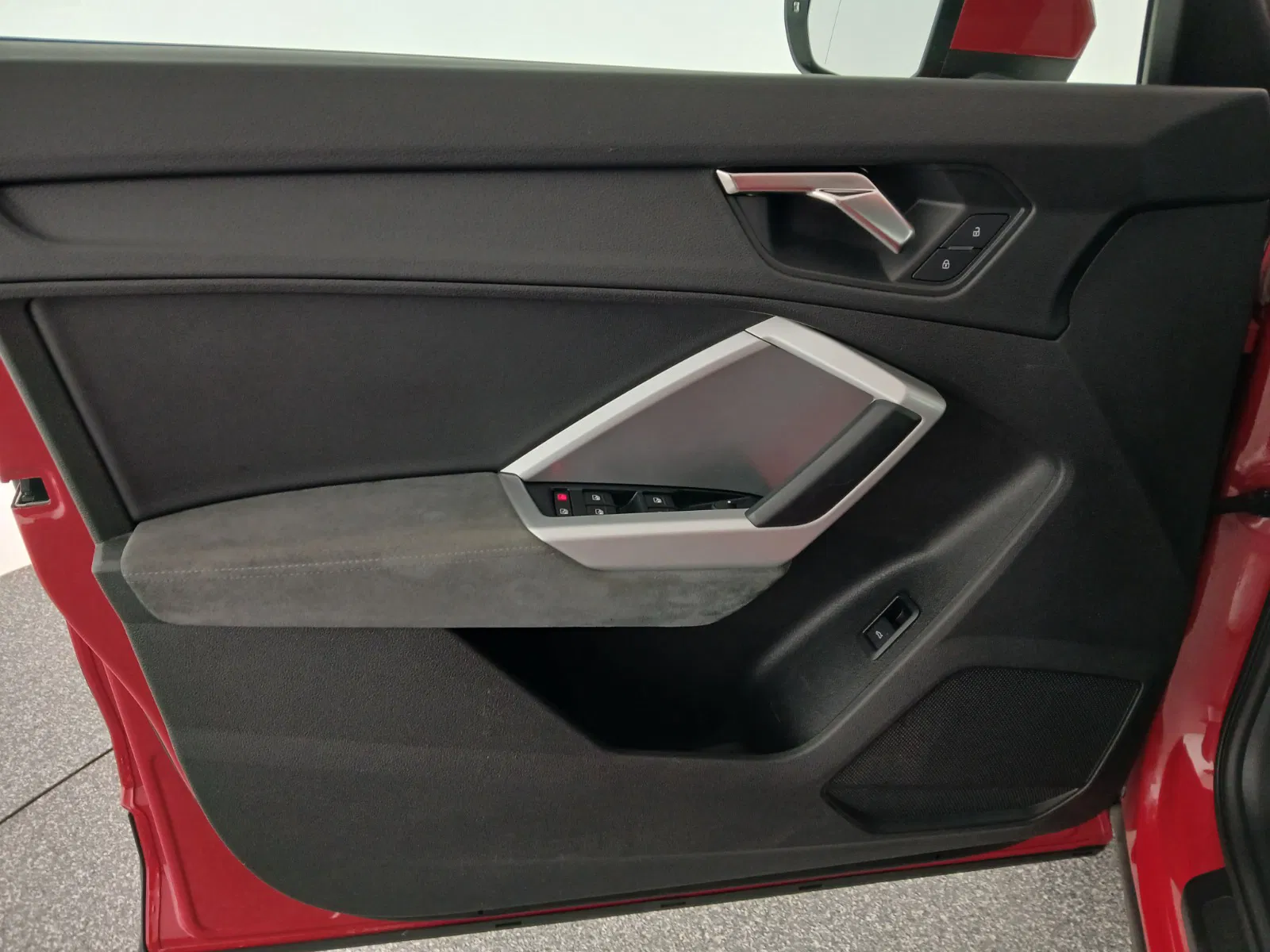 Audi Q3 40 2.0 TDI quattro | Bild 10 von 30