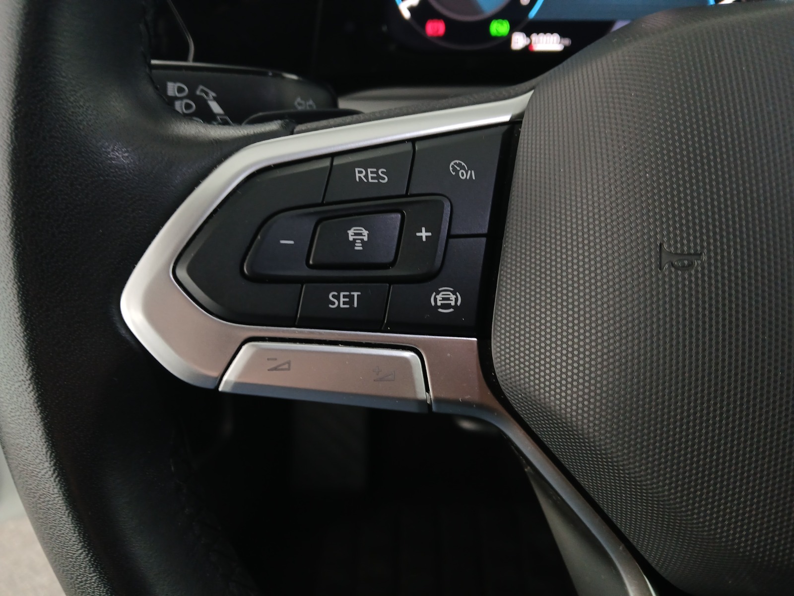 VW Golf VIII Variant 2.0 TDI Life | Bild 17 von 27