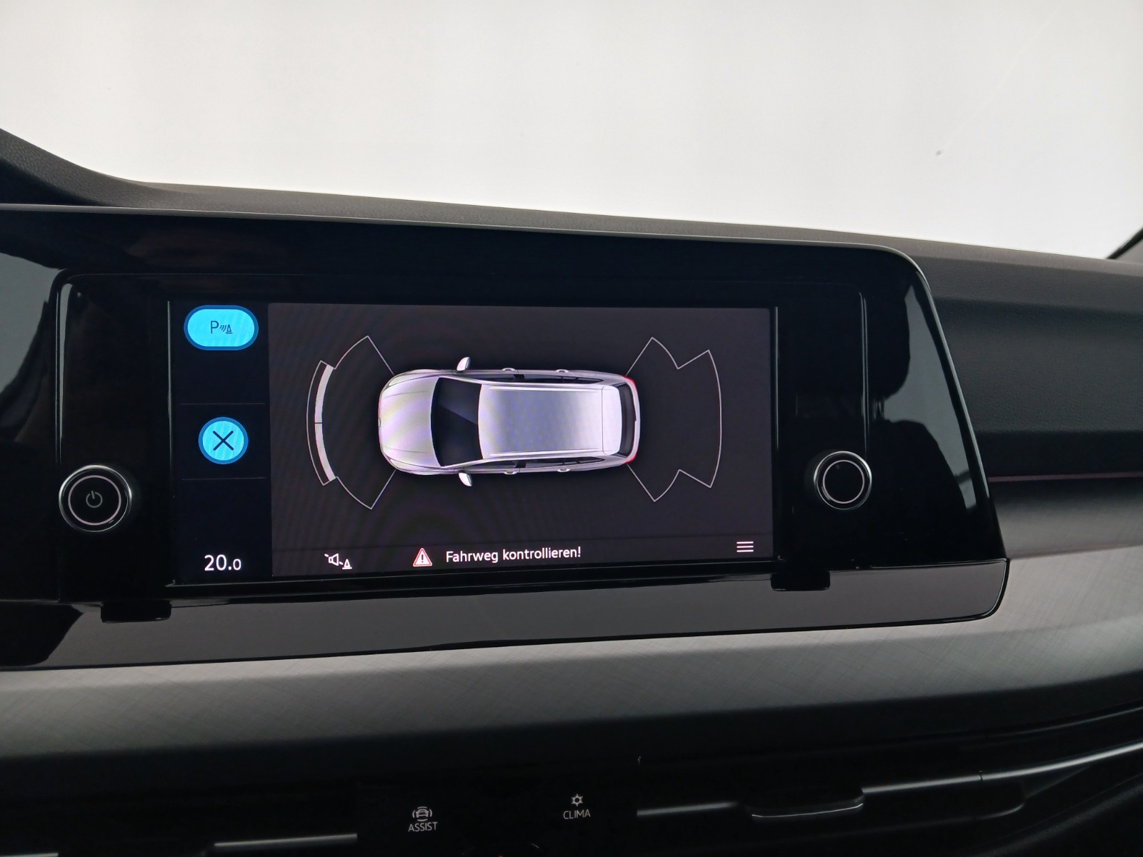 VW Golf VIII Variant 2.0 TDI Life | Bild 22 von 27