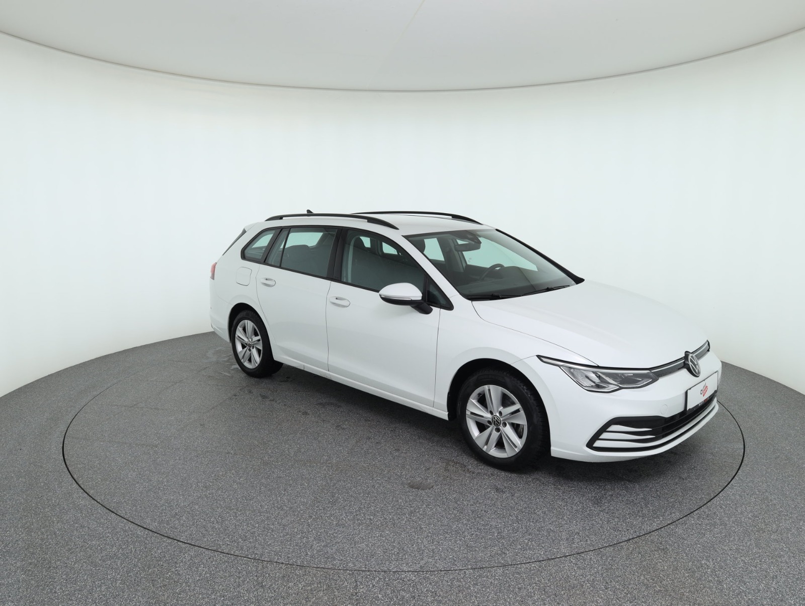 VW Golf VIII Variant 2.0 TDI Life | Bild 3 von 26