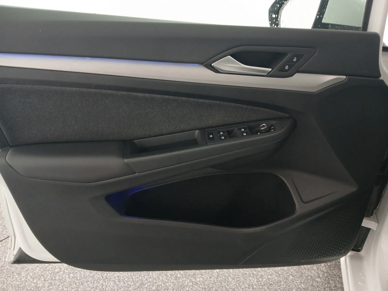 VW Golf VIII Variant 2.0 TDI Life | Bild 10 von 26