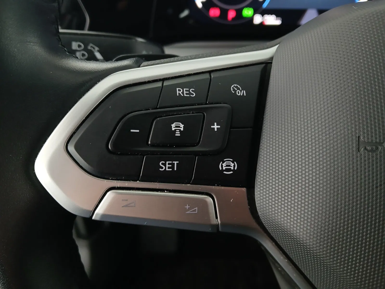 VW Golf VIII Variant 2.0 TDI Life | Bild 16 von 26