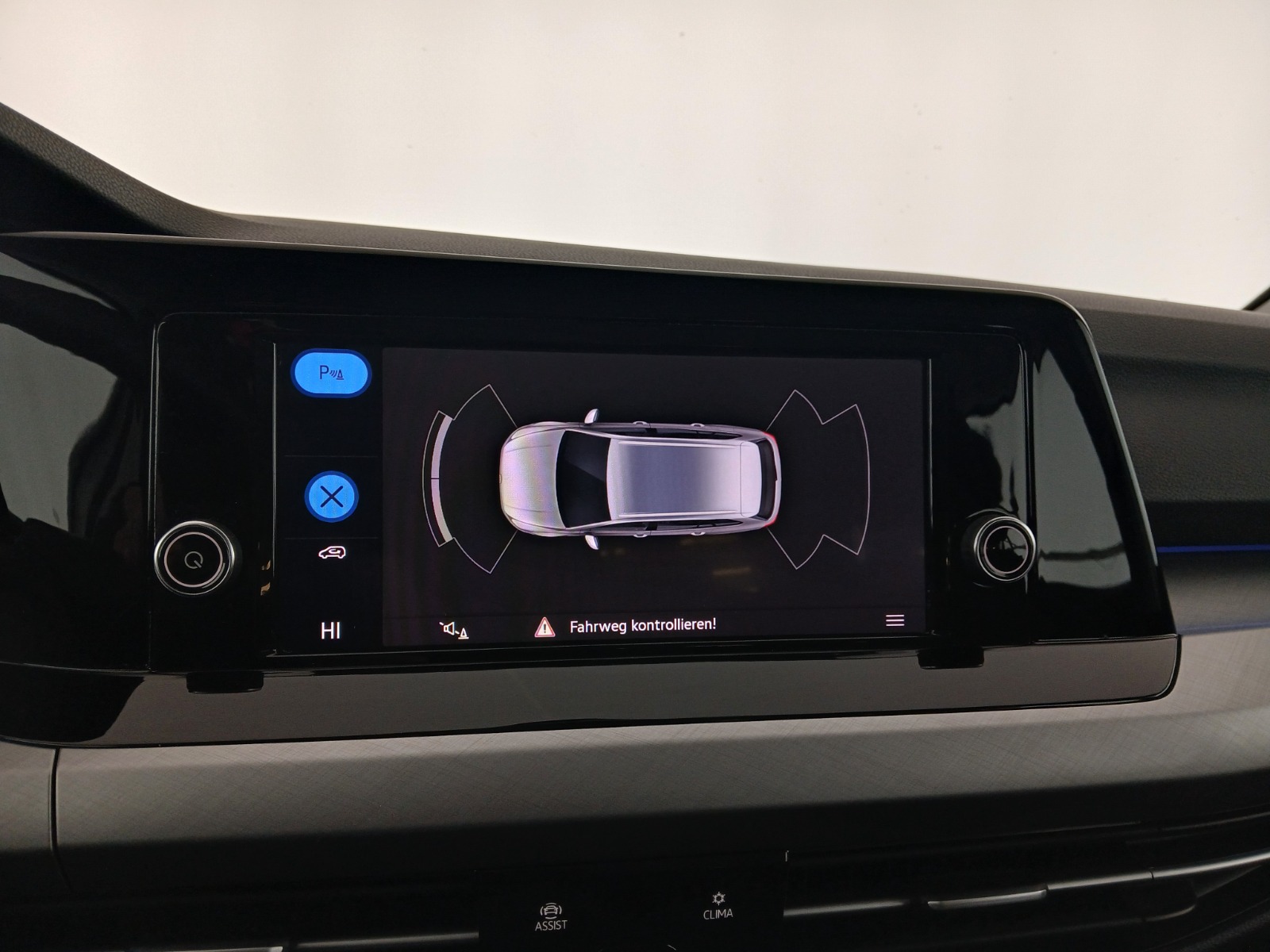 VW Golf VIII Variant 2.0 TDI Life | Bild 20 von 26