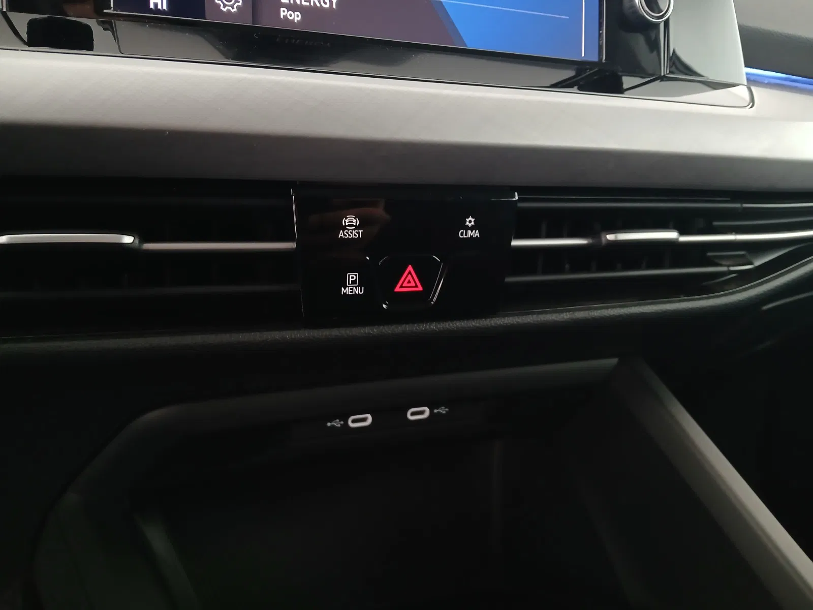 VW Golf VIII Variant 2.0 TDI Life | Bild 23 von 26