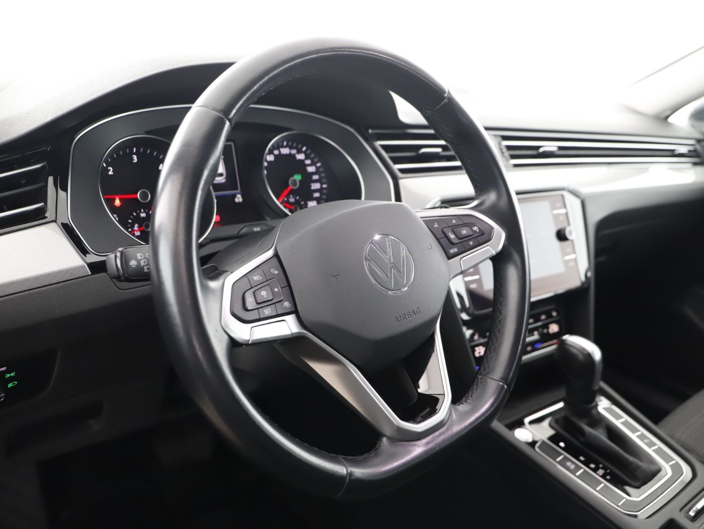 VW Passat Var.2.0 TDI BMT Business | Bild 11 von 24