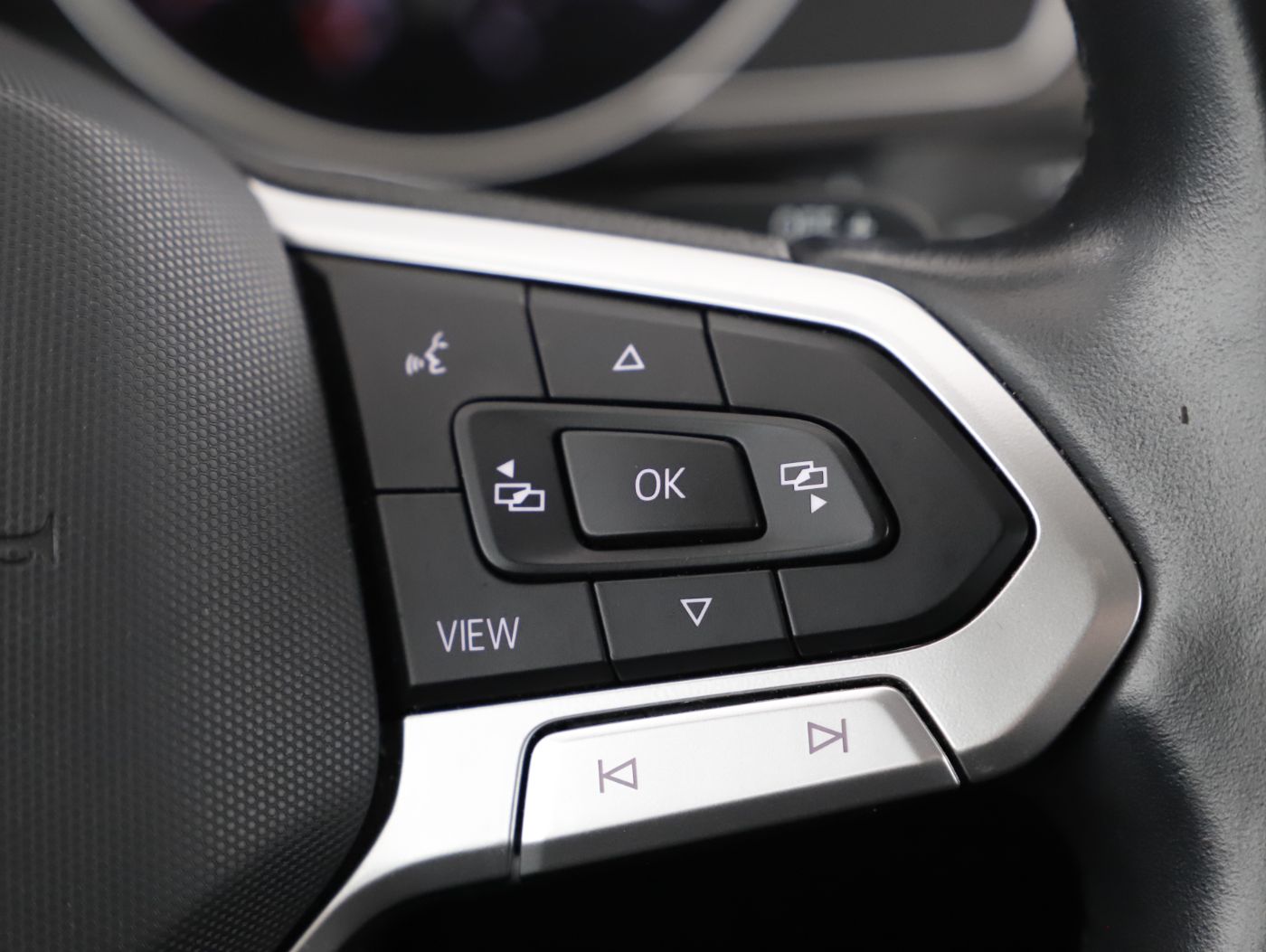 VW Passat Var.2.0 TDI BMT Business | Bild 19 von 24