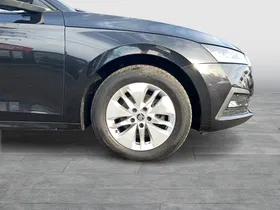 Skoda Octavia Combi 2.0 TDI Ambition | Thumbnail 8 von 27