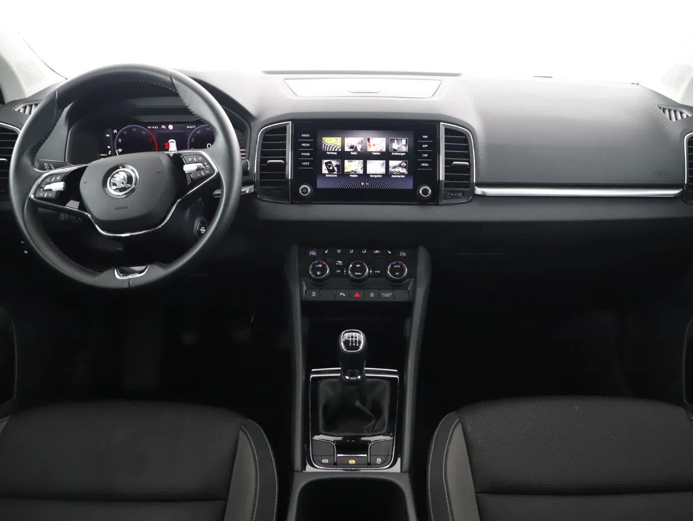 Skoda Karoq 2.0 TDI Ambition | Bild 12 von 24