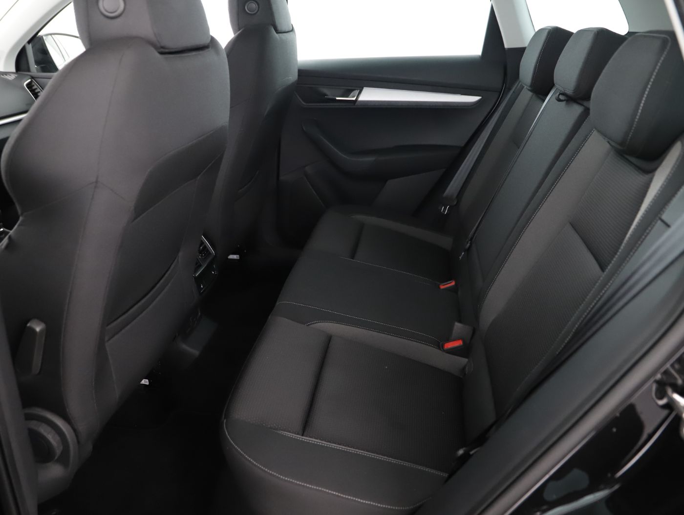 Skoda Karoq 2.0 TDI Ambition | Bild 22 von 24
