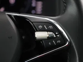 Skoda Karoq 2.0 TDI Ambition | Thumbnail 15 von 24