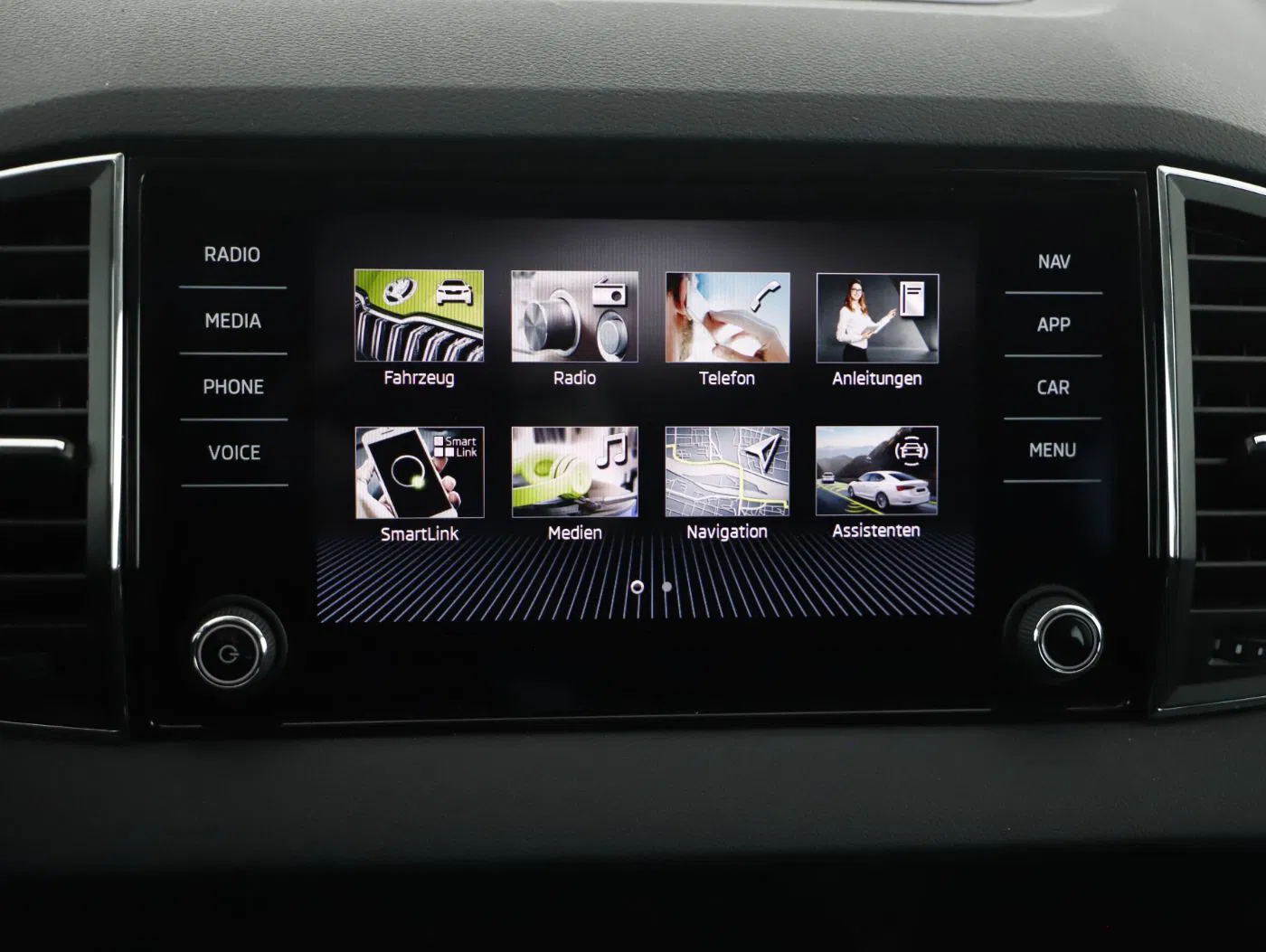Skoda Karoq 2.0 TDI Ambition | Bild 17 von 24