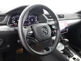 Skoda Superb Combi 2.0 TDI Ambition | Thumbnail 11 von 25