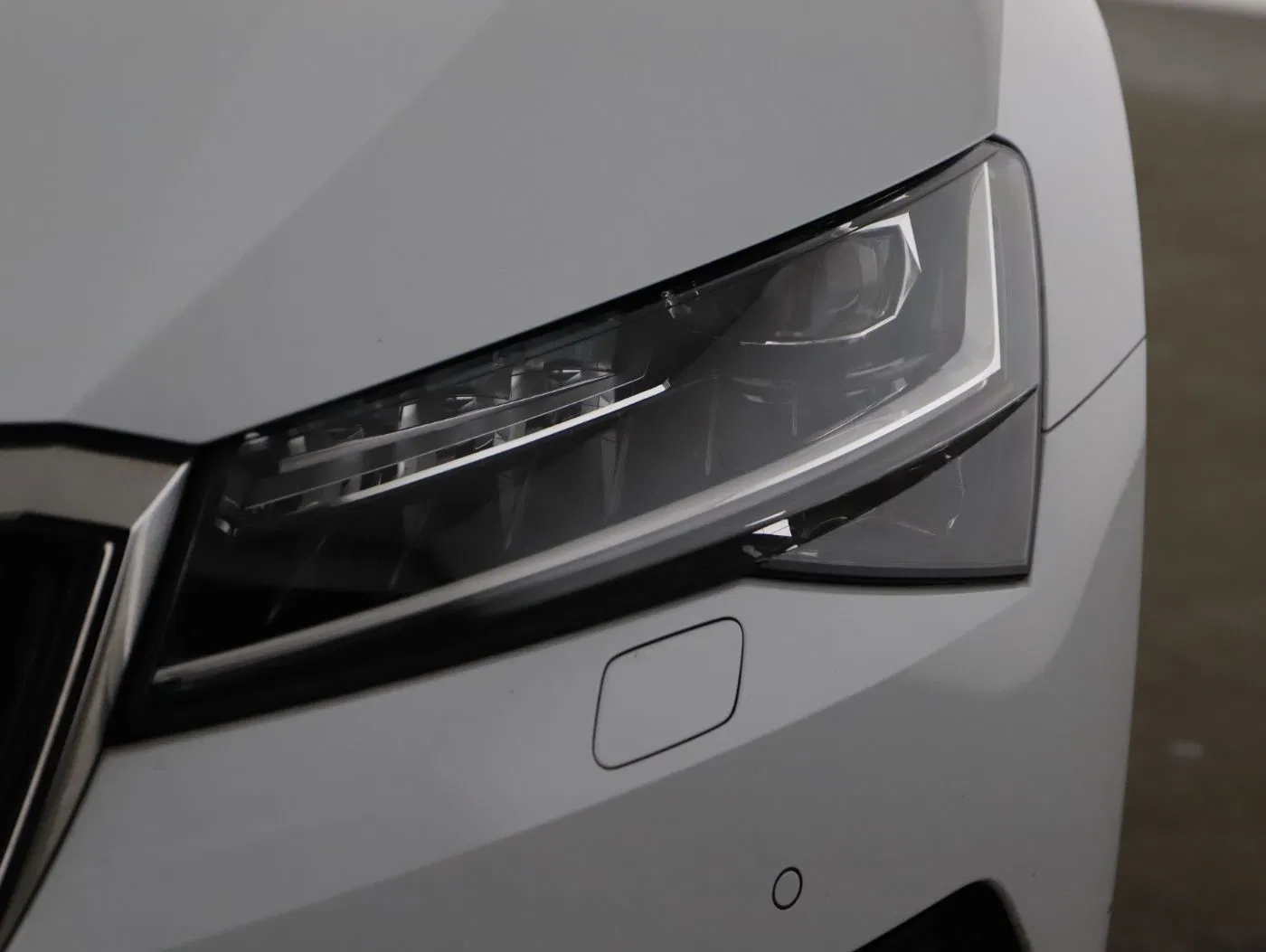 Skoda Superb Combi 2.0 TDI Ambition | Bild 25 von 25