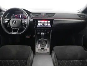 Skoda Superb Combi 1.4 TSI iV Sportl. | Thumbnail 14 von 26