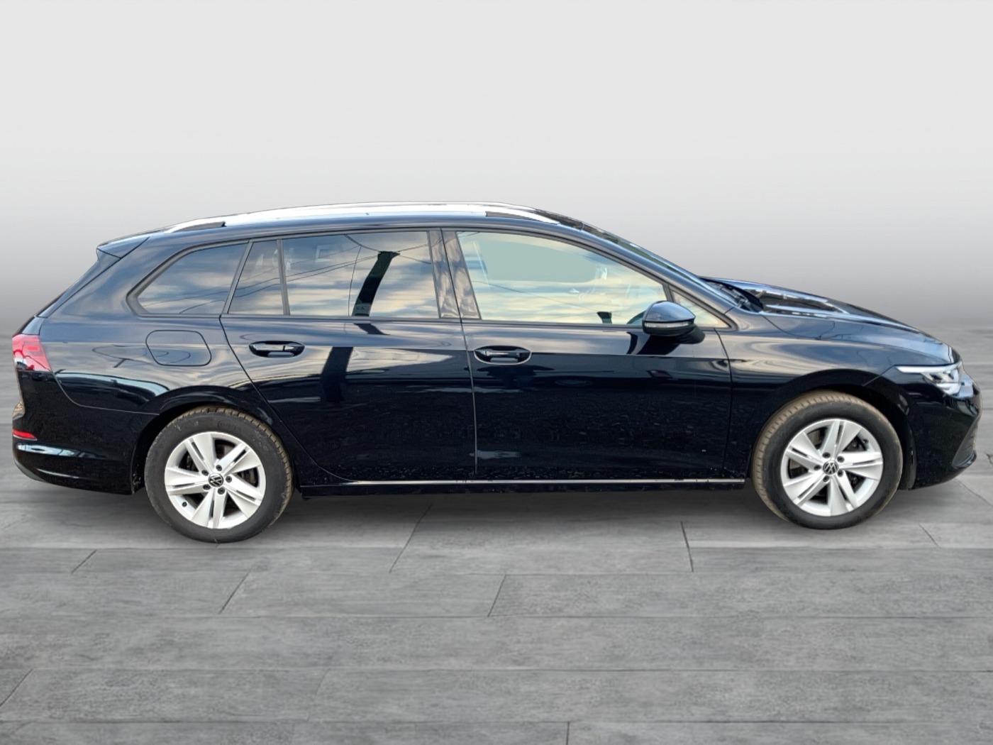 VW Golf VIII Variant 2.0 TDI Life | Bild 5 von 28