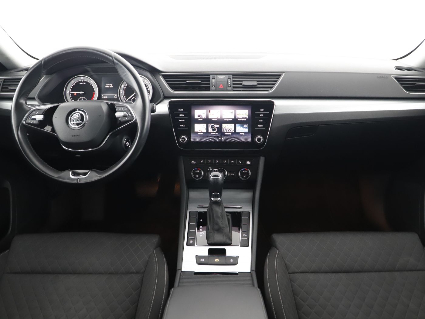 Skoda Superb Combi 2.0 TDI Amb. DSG | Bild 10 von 24