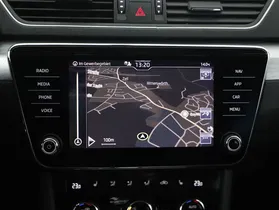 Skoda Superb Combi 2.0 TDI Amb. DSG | Thumbnail 15 von 24