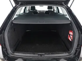 Skoda Superb Combi 2.0 TDI Amb. DSG | Thumbnail 23 von 24