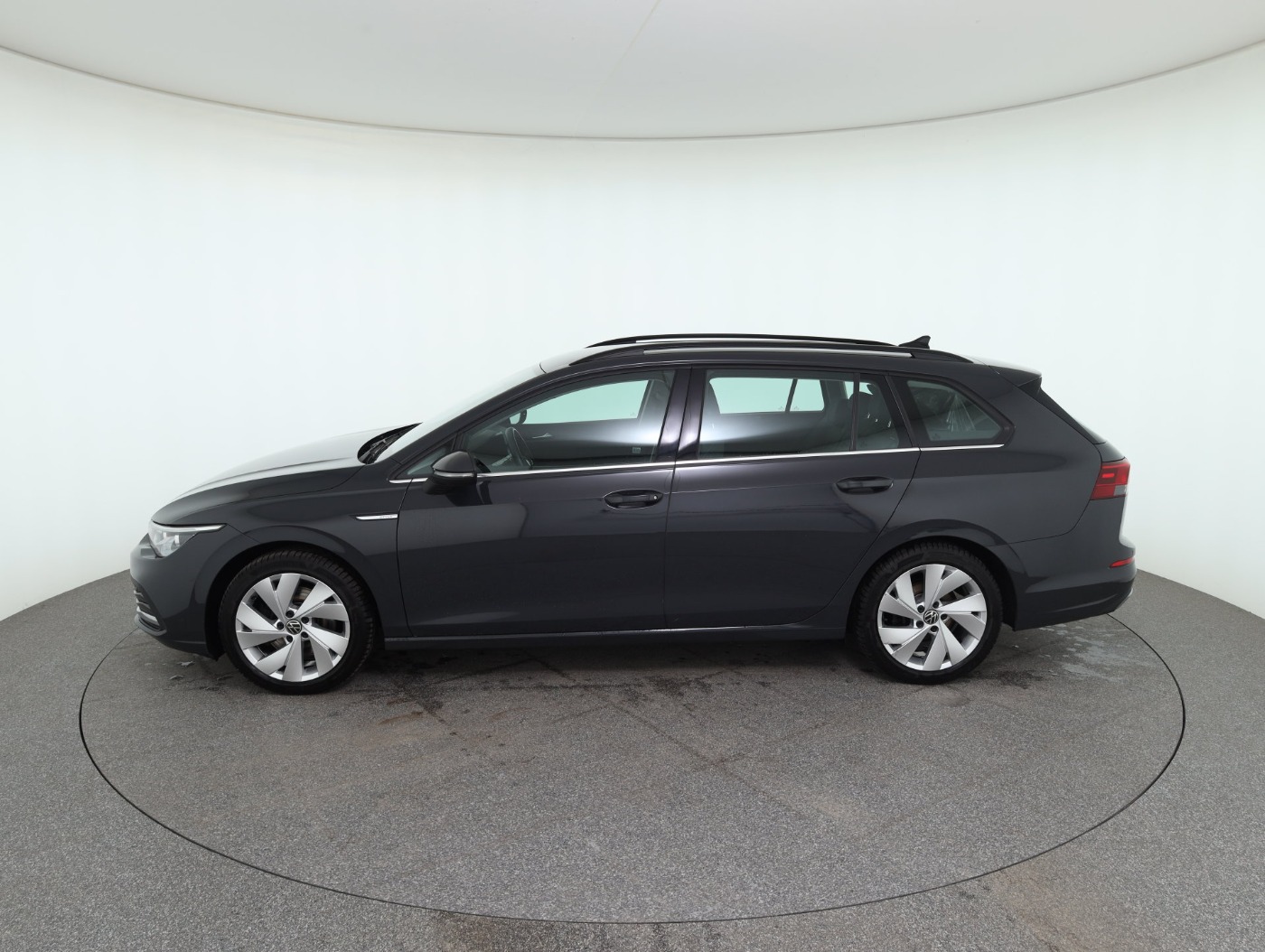 VW Golf VIII Variant 2.0 TDI Style | Bild 9 von 30