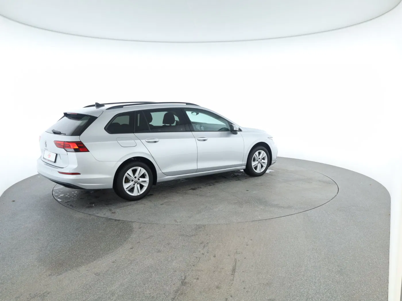 VW Golf VIII Variant 2.0 TDI Life | Bild 6 von 24