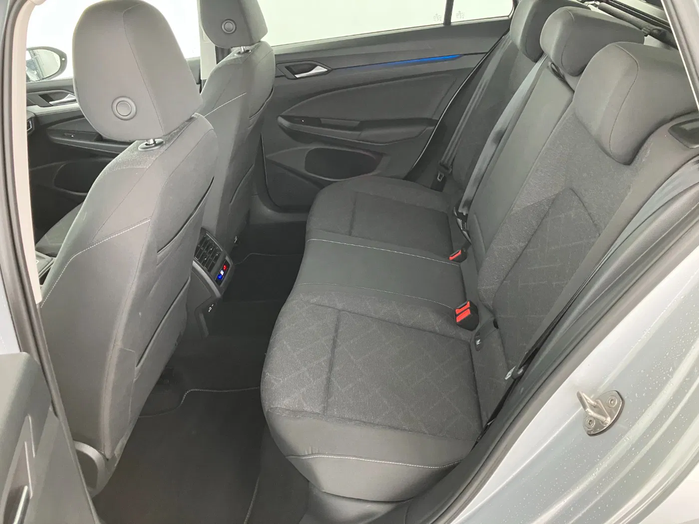 VW Golf VIII Variant 2.0 TDI Life | Bild 21 von 24