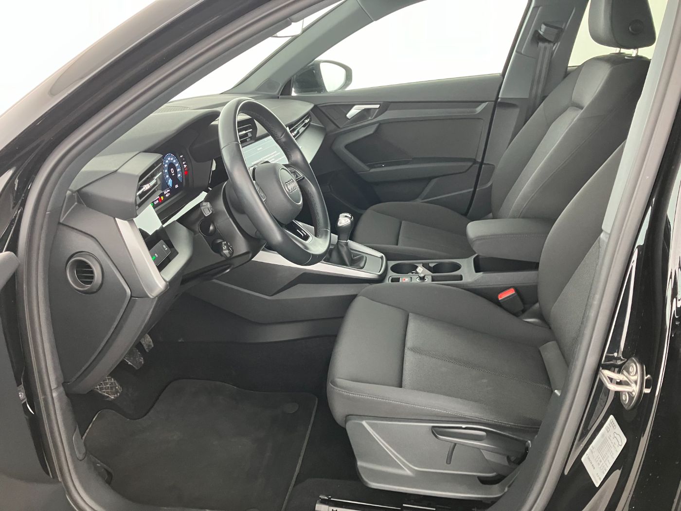 Audi A3 SB 30 TFSI advanced | Bild 13 von 25