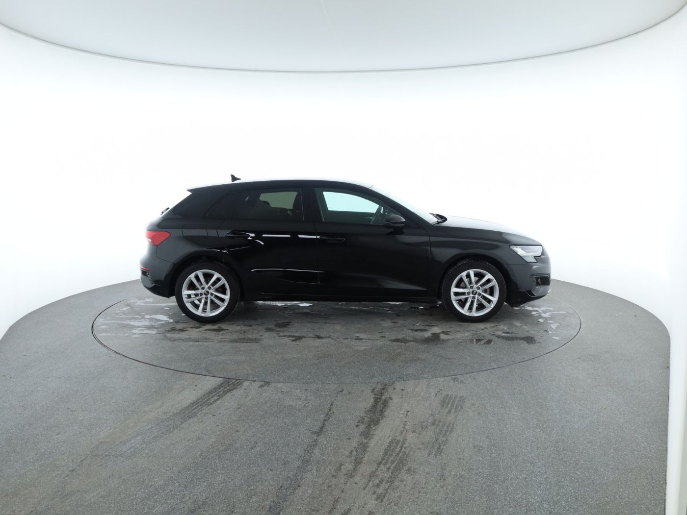 Audi A3 SB 30 TFSI advanced | Bild 9 von 25