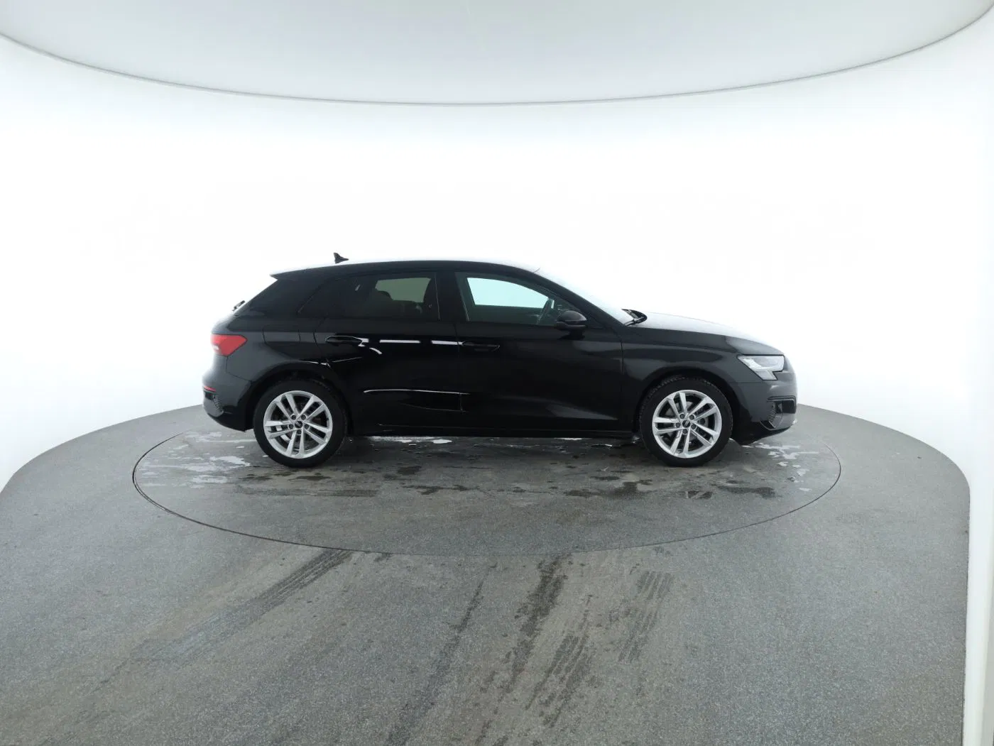 Audi A3 SB 30 TFSI advanced | Bild 9 von 25