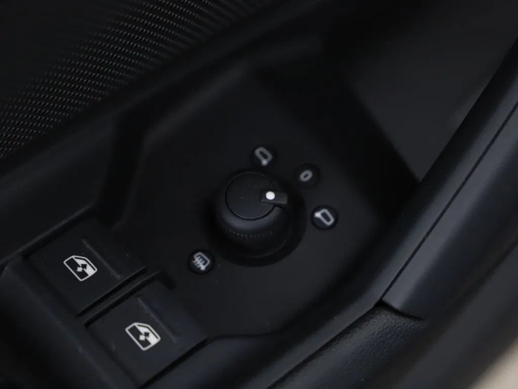 Audi A3 Sportback 30 2.0 TDI advanced | Bild 12 von 29