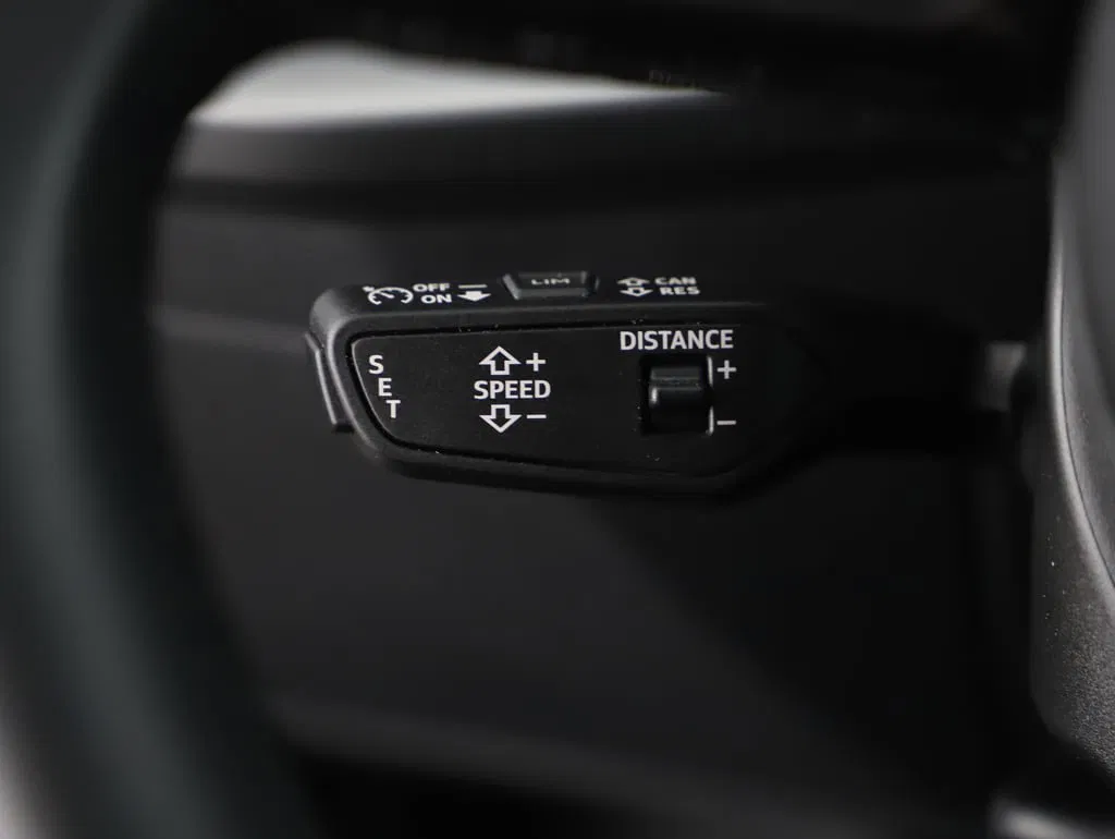 Audi A3 Sportback 30 2.0 TDI advanced | Bild 14 von 29