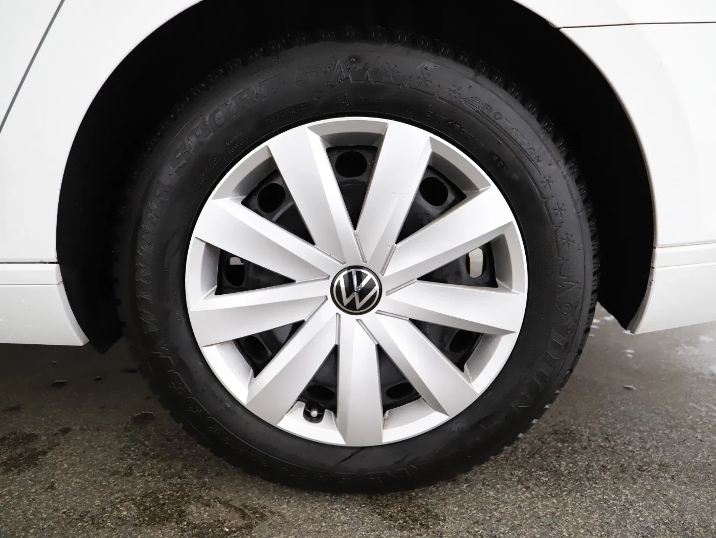 VW Passat Variant 2.0 TDI BMT Business | Bild 4 von 22