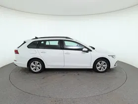 VW Golf VIII Variant 2.0 TDI Life | Thumbnail 4 von 25