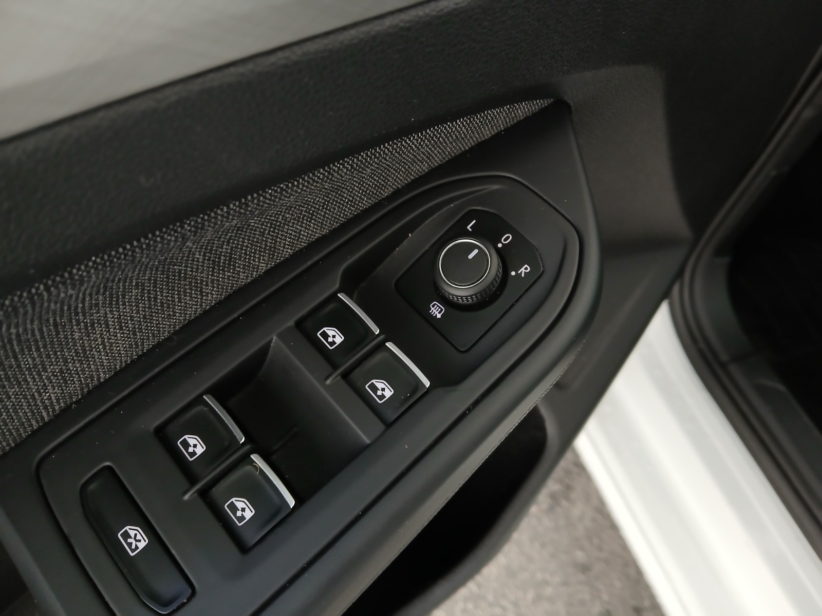 VW Golf VIII Variant 2.0 TDI Life | Bild 11 von 25