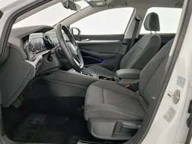 VW Golf VIII Variant 2.0 TDI Life | Thumbnail 13 von 25