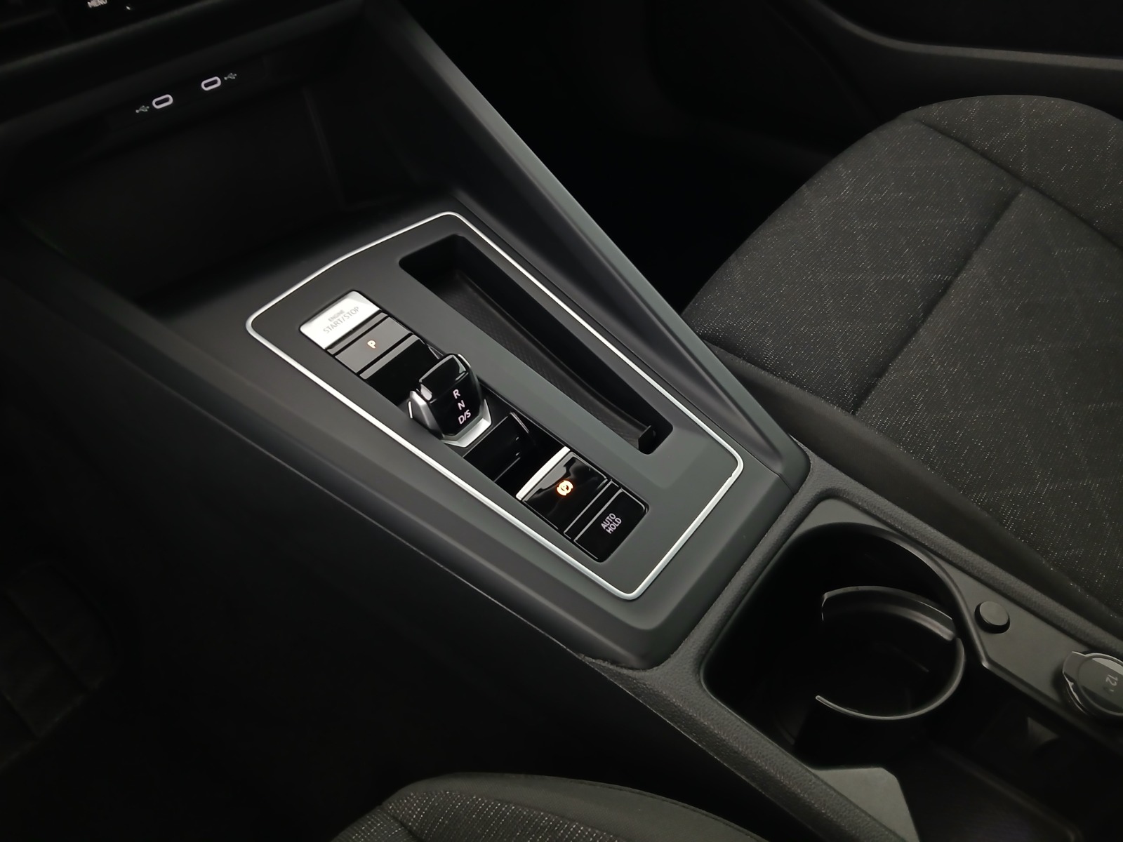 VW Golf VIII Variant 2.0 TDI Life | Bild 23 von 25