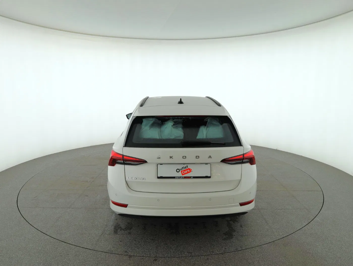 Skoda Octavia Combi 2.0 TDI Ambition | Bild 7 von 28